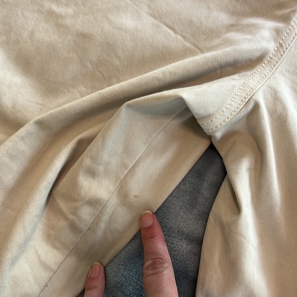 American Eagle khaki pants - Picture 12 of 12